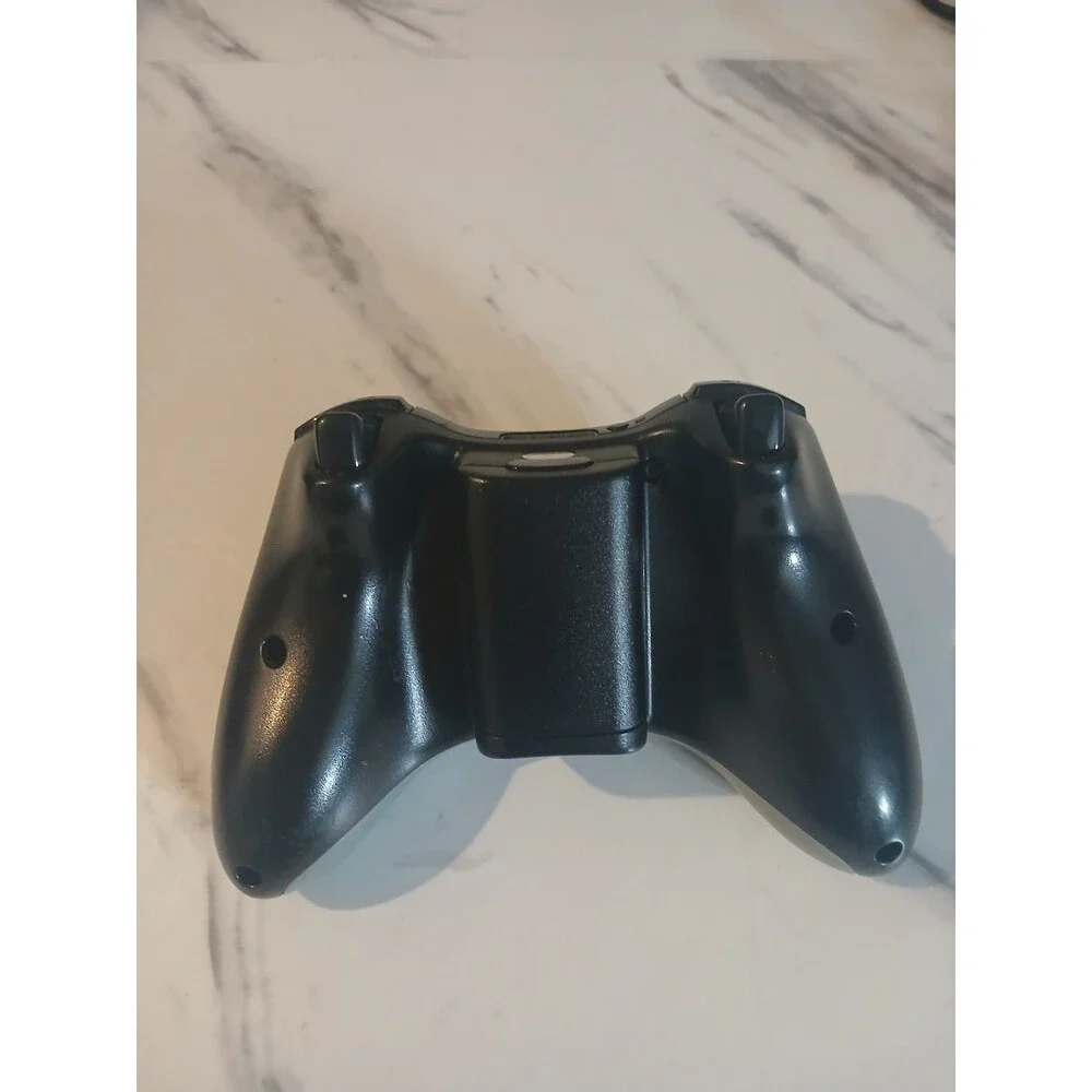 Microsoft Xbox 360 Wireless Controller with Play & Charge Kit Adapter OEM
